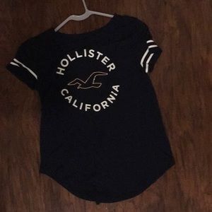 Hollister T shirt